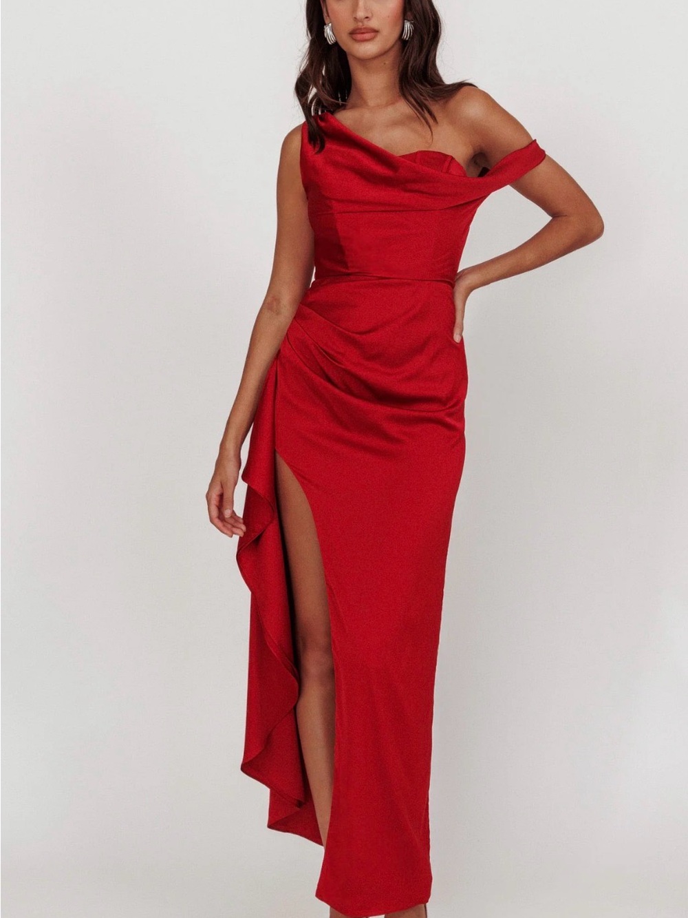 Selfie Leslie One-Shoulder Red Evening Dress with Draped Slit